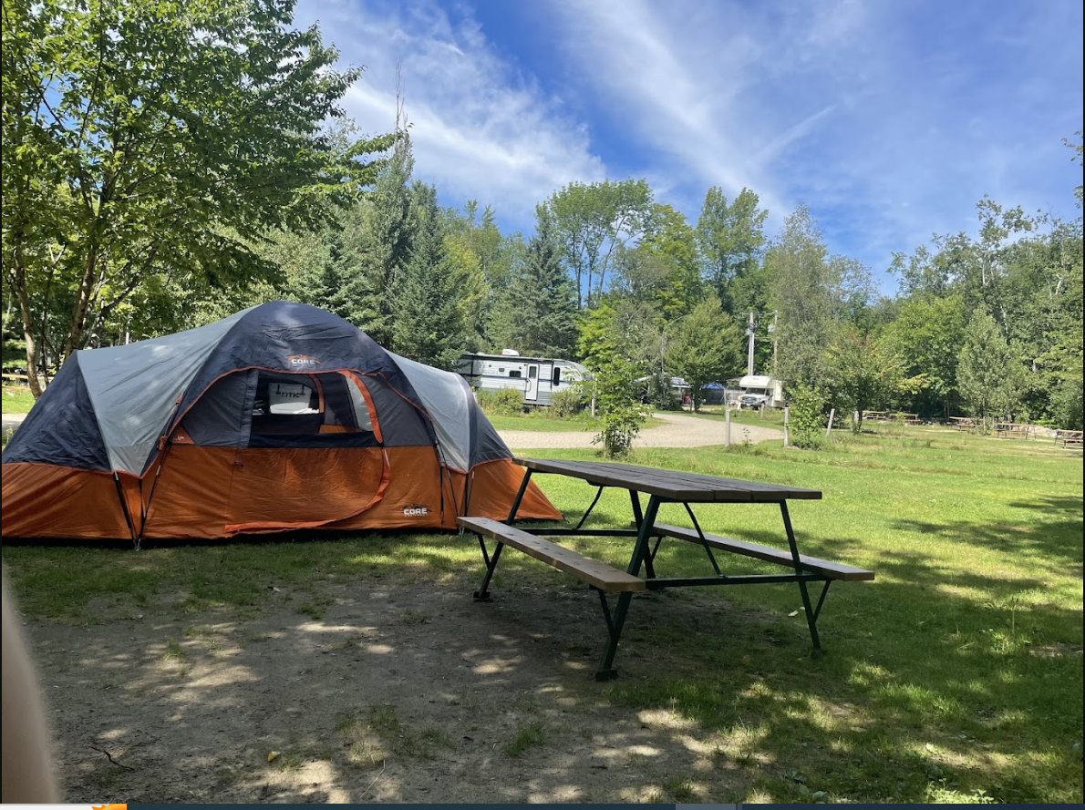 Country Bumpkins Campground and Cottages