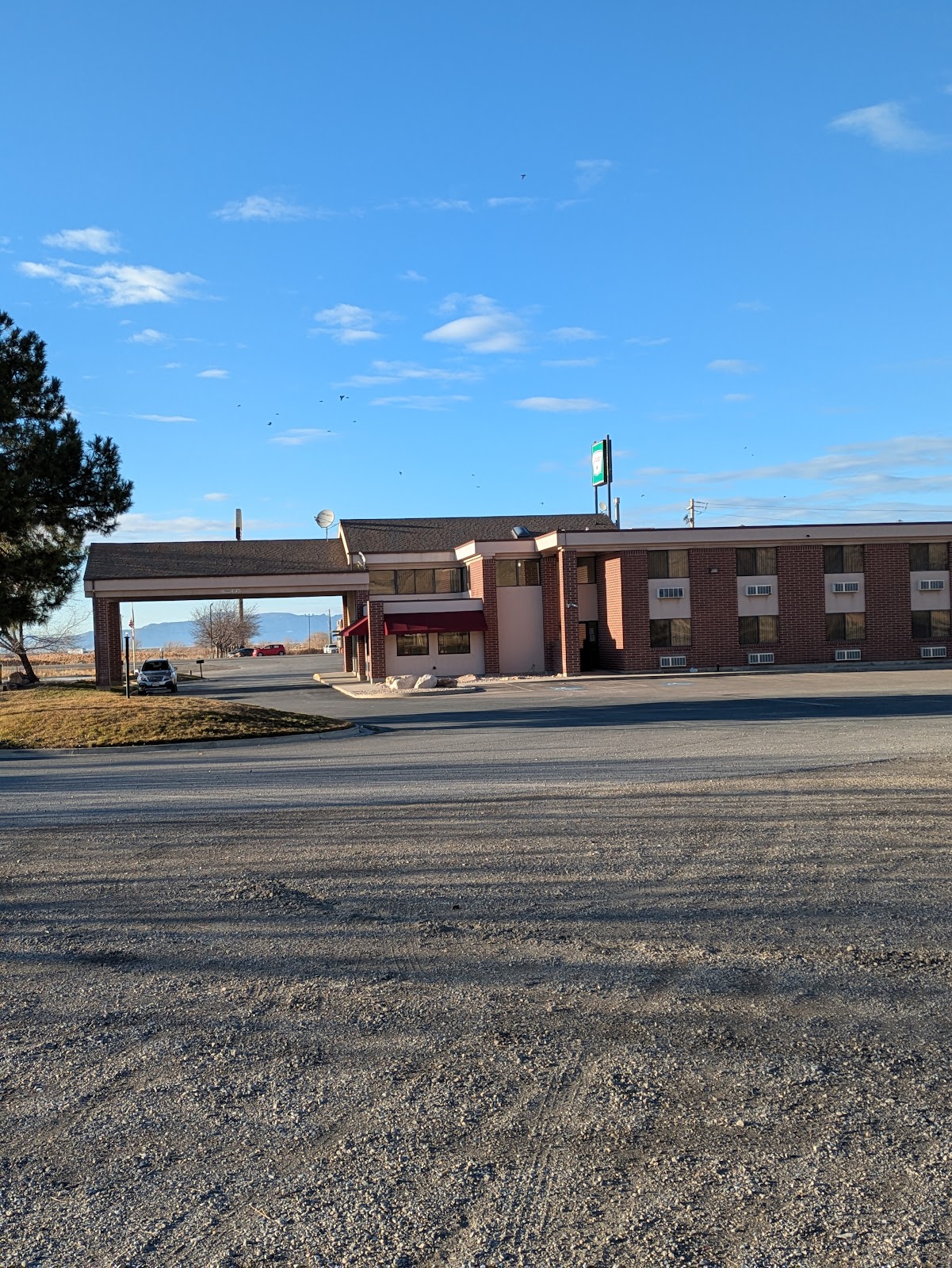 Oquirrh Inn Motel & RV Park