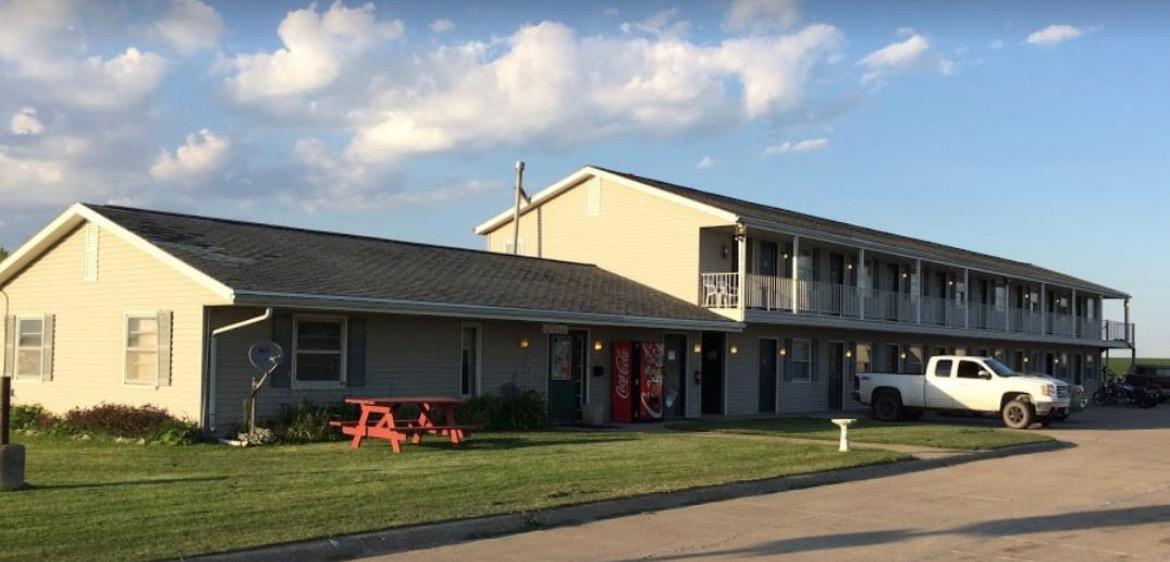 Shelby Country Inn & RV Park