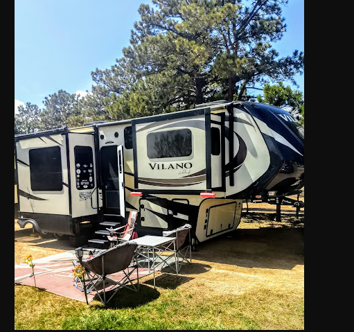 Colorado Heights Camping Resort