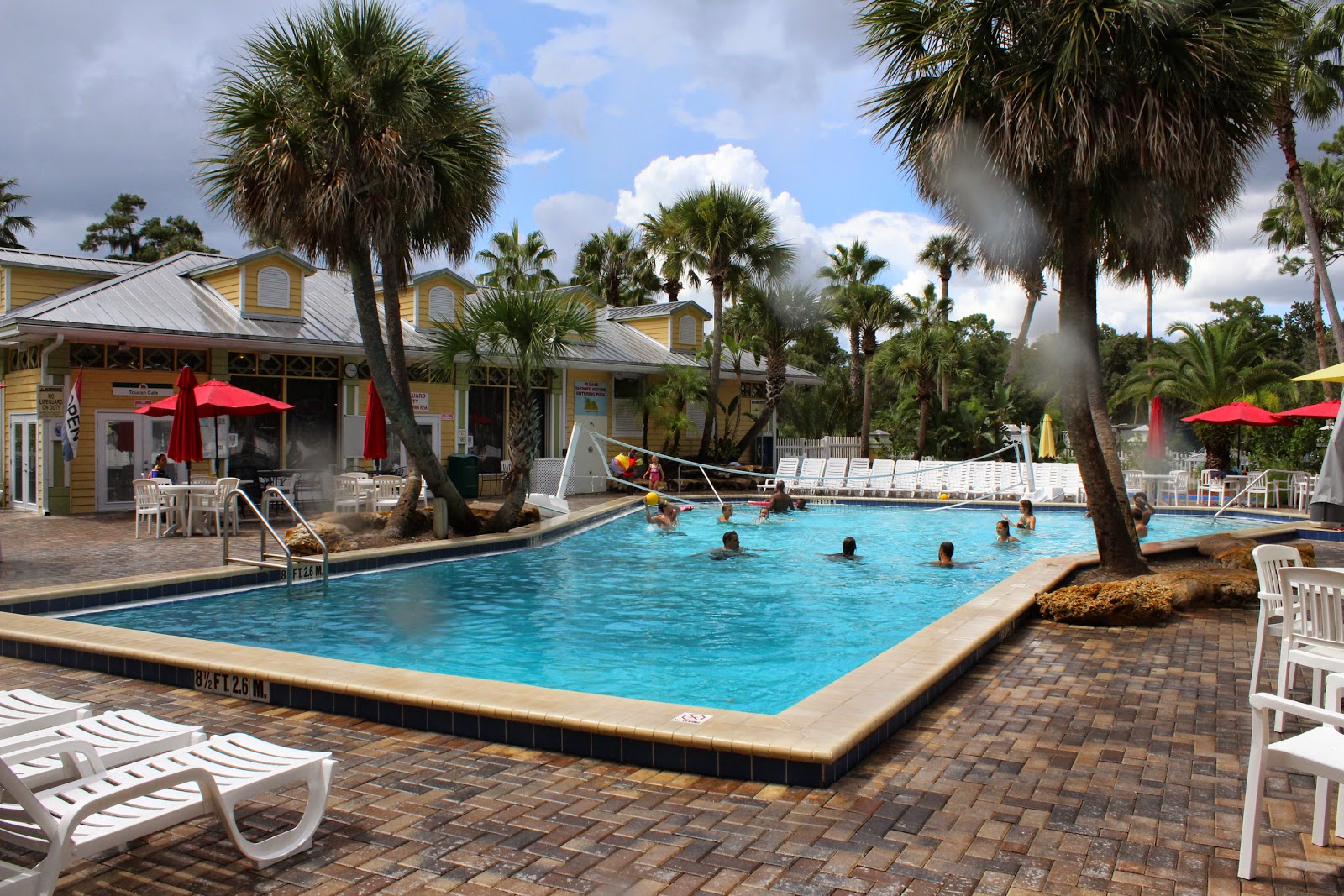 Tropical Palms RV Resort