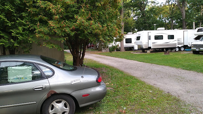 Shade Acres Campground and Cottages
